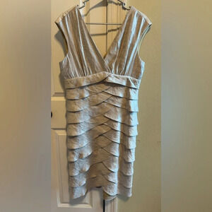 London Times Gold Scalloped Tiered Dress Sz 12